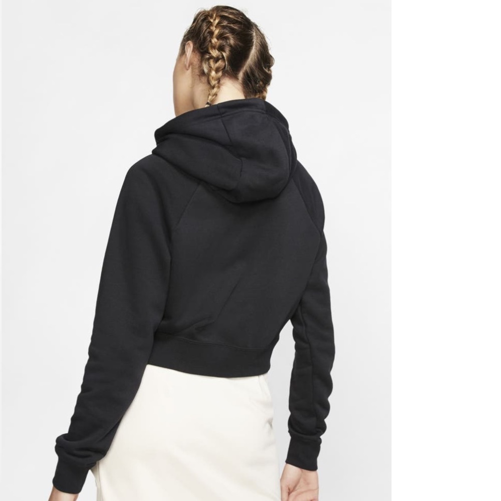 Pristine condition Nike cropped hoodie in black 🖤with white 🤍smoosh. - Picture 5 of 8